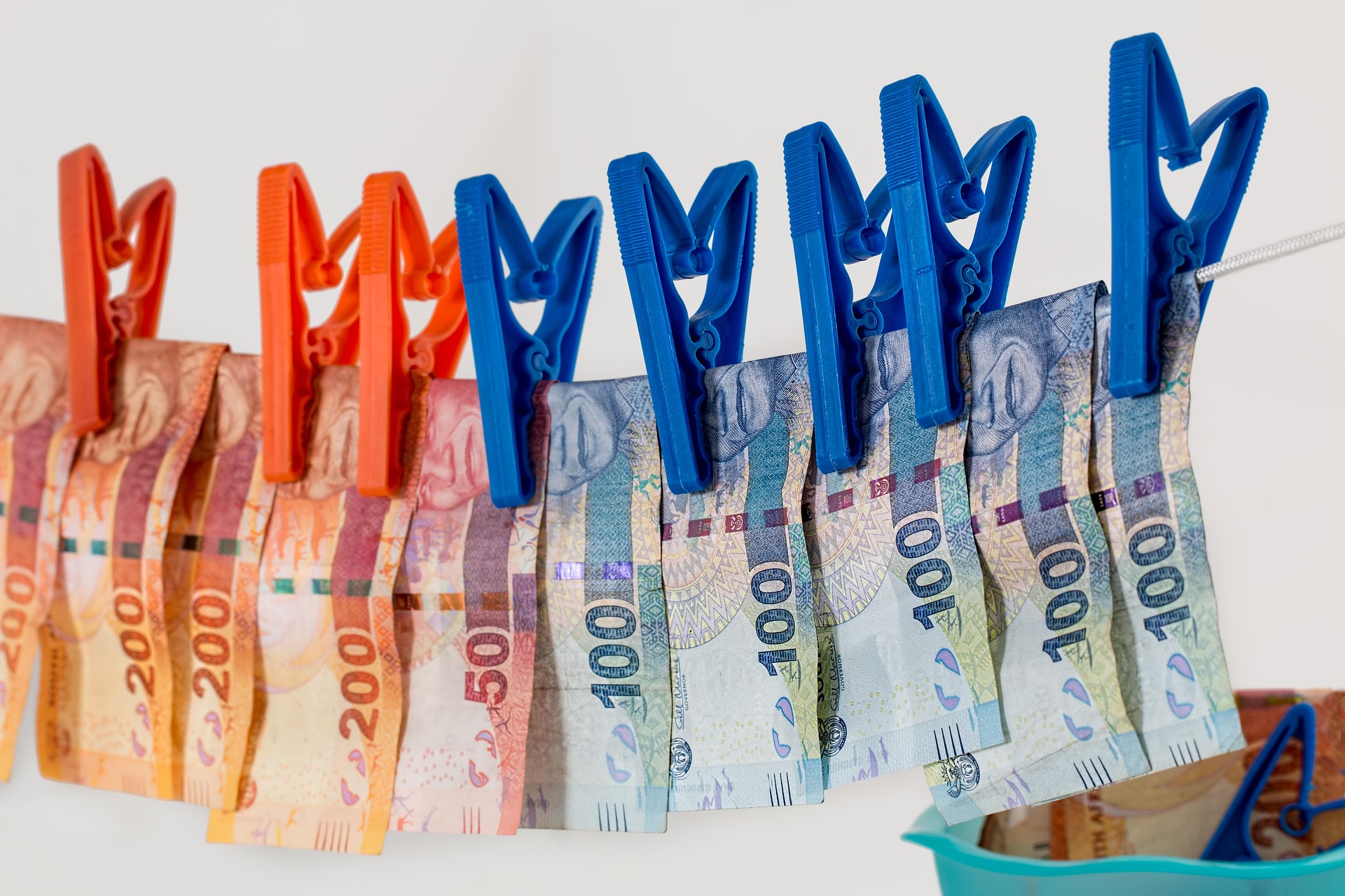 BIS Crypto AML Scoring: Supplement or Regulatory Workaround?